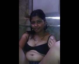 Chubby Indian gf naked